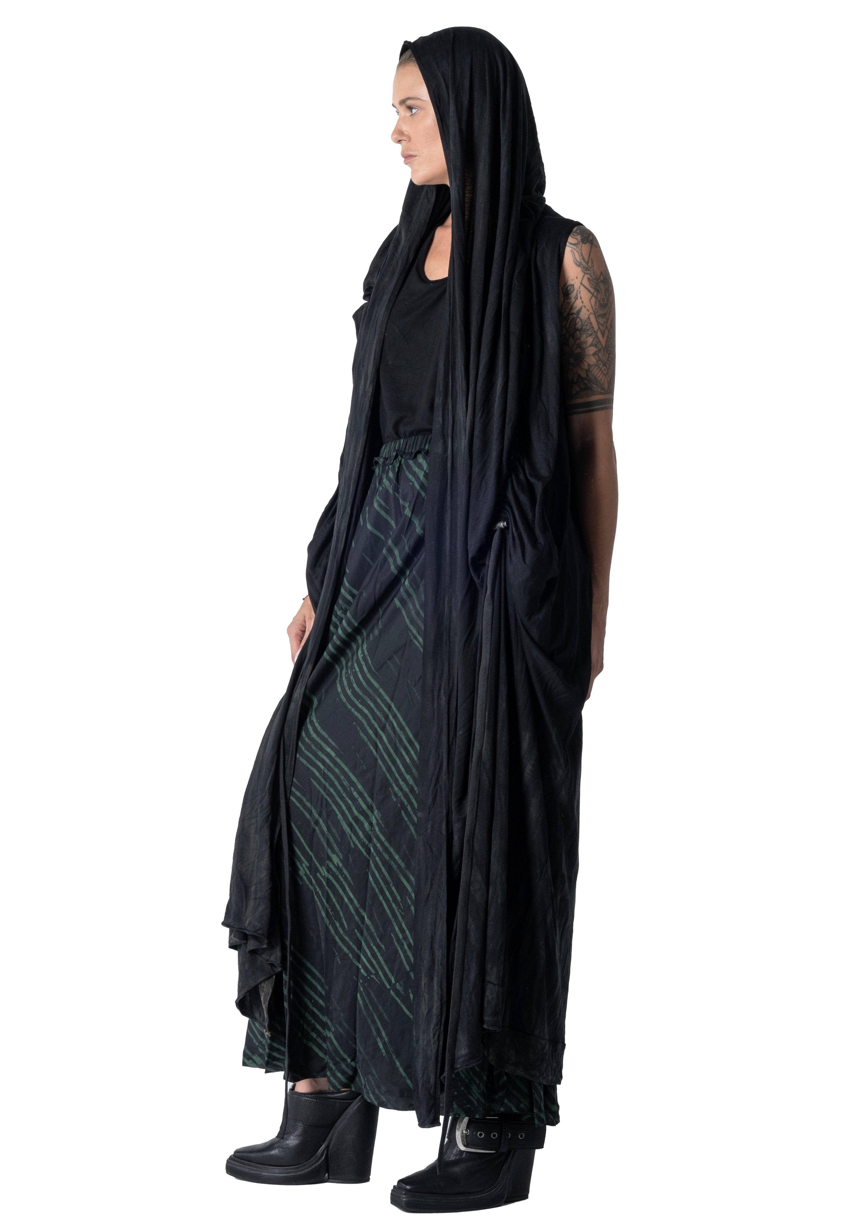 Nago Vest Batik